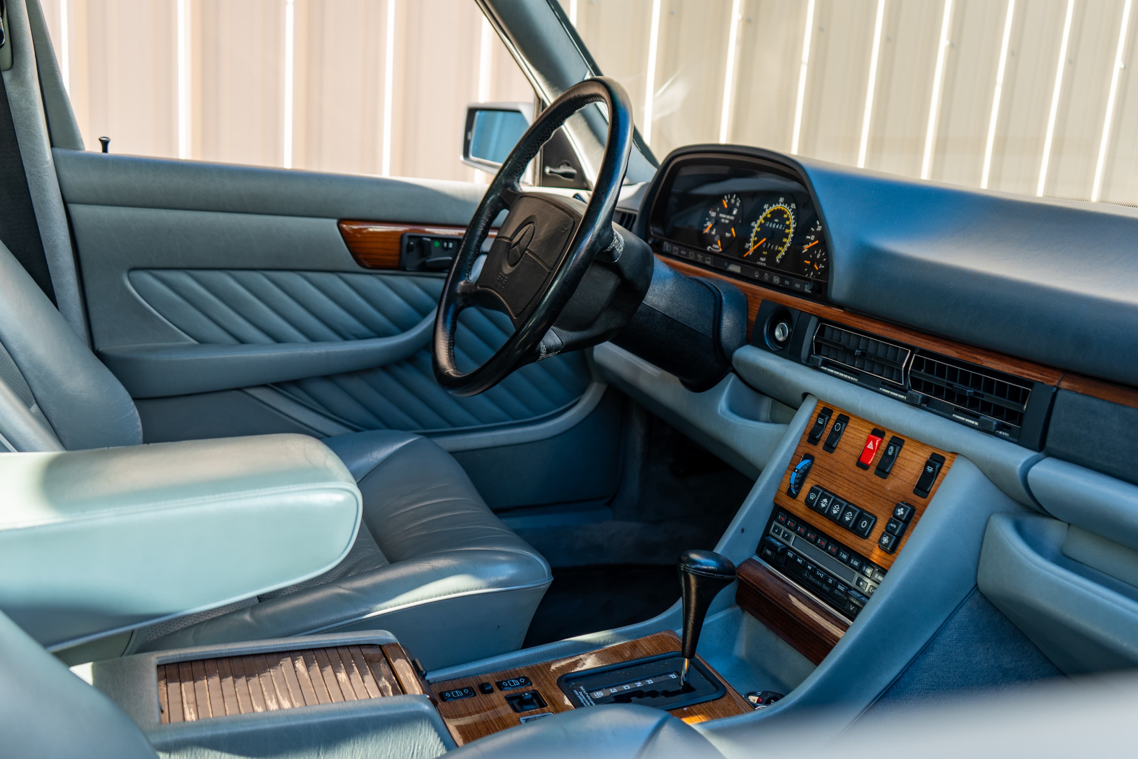 1991 Mercedes-Benz 420SEL