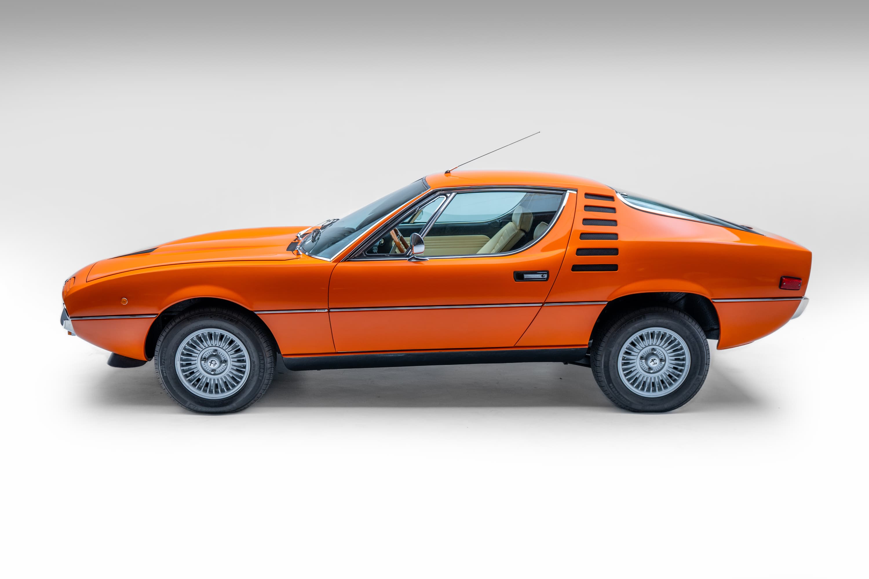 1972 Alfa Romeo Montreal