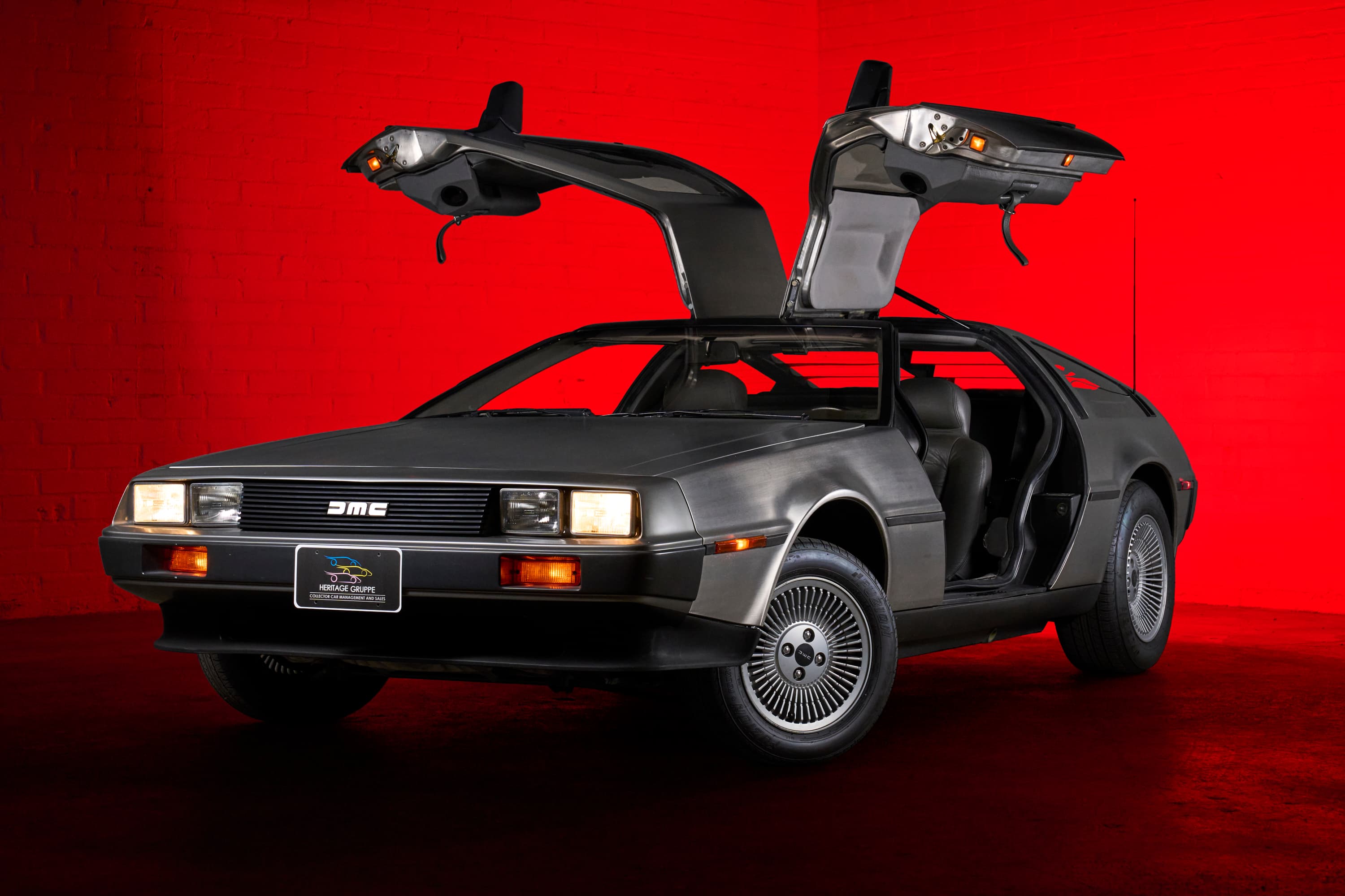 1981 Delorean DMC-12 - 31,405 miles - Stainless Steel